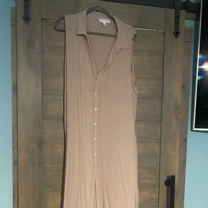 Forever 21 knee length linen button down sleeveless shirt